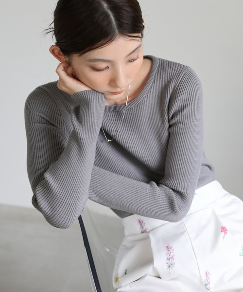 select MOCA(セレクトモカ)の「クルーネックリブニット(ニット/セーター・レディース・グレー/ライトグレー/オリーブ/グレイッシュベージュ/ブラック/アイボリー・FREE)」の4枚目の写真