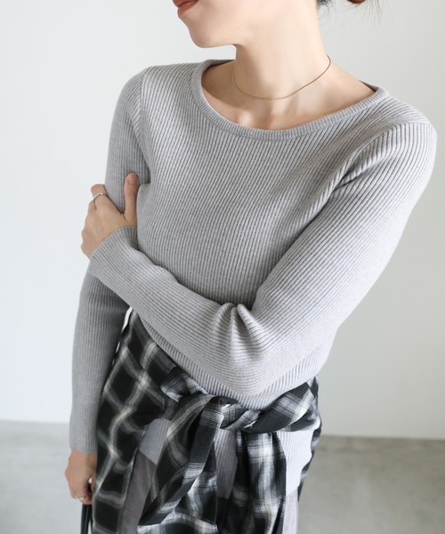 select MOCA(セレクトモカ)の「クルーネックリブニット(ニット/セーター・レディース・グレー/ライトグレー/オリーブ/グレイッシュベージュ/ブラック/アイボリー・FREE)」の3枚目の写真
