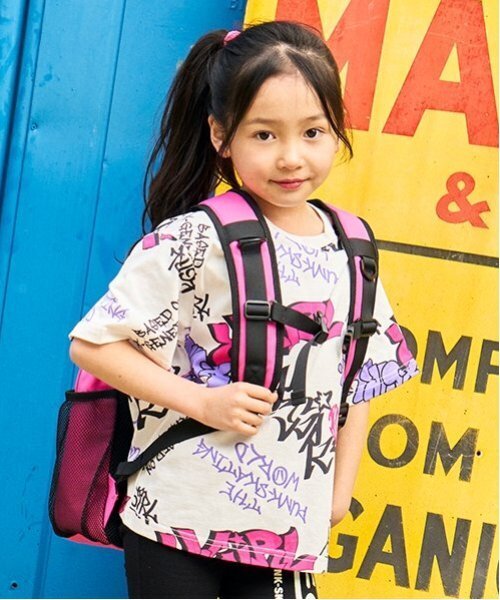 X-girl Stages（エックスガールステージス）の「【TBSドラマ フェイクマミー 着用アイテム】グラフィティ総柄半袖Tシャツ（Tシャツ/カットソー・キッズ・オフホワイト/ブラック・140cm/120cm/130cm/80ｃｍ/90cm/110cm/100cm）」の15枚目の写真