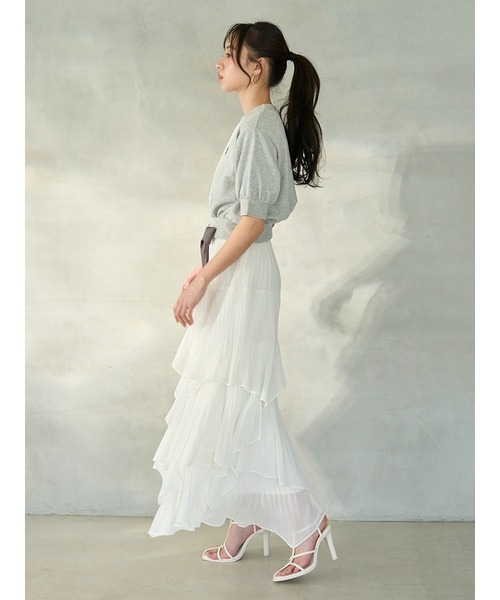 SNIDEL（スナイデル）の「Sustainableヘムリボンスウェットプルオーバー（スウェット・レディース・ミント/ネイビー/ピンク/グレー・FREE）」の17枚目の写真