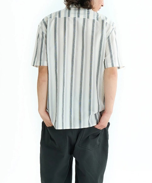 RVCA(ルーカ)の「RVCA メンズ OMBRE BORDER SHIRTS 半袖シャツ 【2025年夏モデル】/ルーカ胸ポケットワンポイントストライプ柄半袖シャツ(シャツ/ブラウス・メンズ・ベージュ系その他/ブラック系その他/ブラウン系その他・X-LARGE/LARGE/MEDIUM/SMALL)」の9枚目の写真