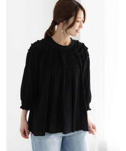 Te chichi（テチチ）の「コットンクレープスモッキングブラウス（シャツ/ブラウス・レディース・グリーン/ブラック/オフホワイト・F）」の2枚目の写真