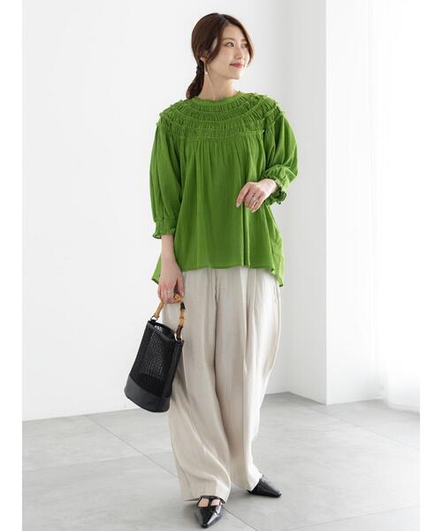 Te chichi（テチチ）の「コットンクレープスモッキングブラウス（シャツ/ブラウス・レディース・グリーン/ブラック/オフホワイト・F）」の7枚目の写真