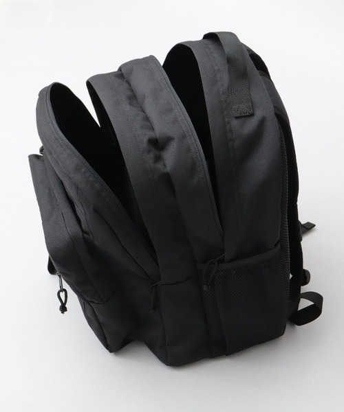 VISION STREET WEAR（ヴィジョンストリートウェア）の「大容量 2層式 スクエアバックパック サイドメッシュポット付き A4・B4収納対応（バックパック/リュック・メンズ・ブラック・FREE）」の17枚目の写真
