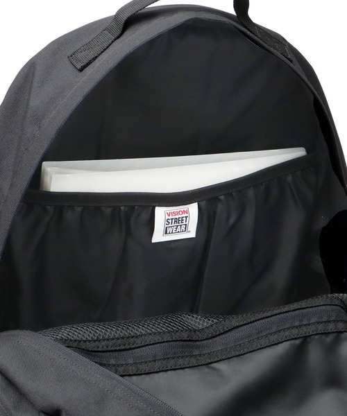 VISION STREET WEAR（ヴィジョンストリートウェア）の「大容量 2層式 スクエアバックパック サイドメッシュポット付き A4・B4収納対応（バックパック/リュック・メンズ・ブラック・FREE）」の19枚目の写真