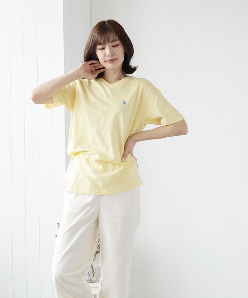 U.S. POLO ASSN.(ユーエスポロアッスン)の「U.S. POLO ASSN. USポロアッスン ワンポイント刺繍 半袖 Vネック(Tシャツ/カットソー・メンズ・ライトイエロー/ホワイト・SMALL/LARGE/X-LARGE)」の1枚目の写真