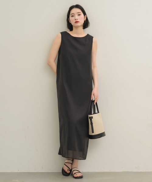 NEUNA(ヌナ)の「ストロートングサンダル(サンダル・レディース・ブラック/ブラウン/アイボリー・38/39/36)」の11枚目の写真