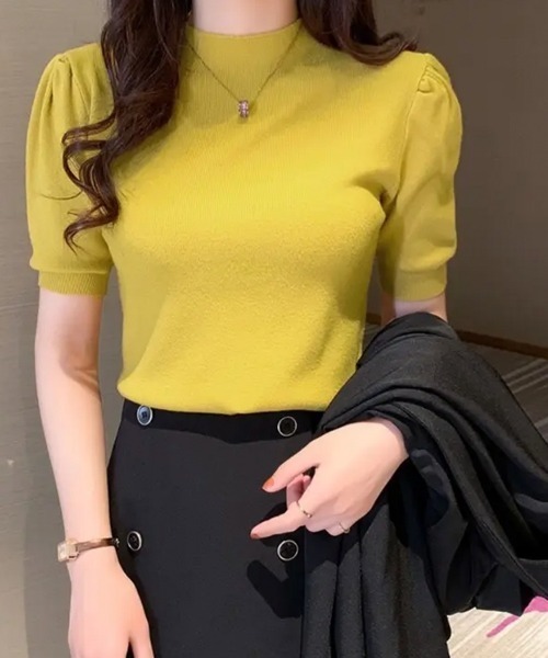 Beststore(ベストストア)の「パワーショルダーリブニット 5分丈 さらっとした肌ざわり(ニット/セーター・レディース・ベージュ/イエロー/ホワイト/ブラック/ライトベージュ/ダークグリーン/ブルー/チェリーレッド・FREE)」の7枚目の写真