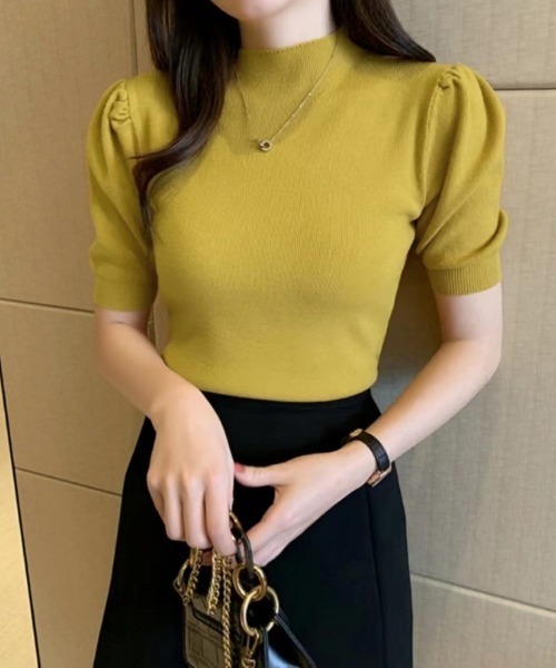 Beststore(ベストストア)の「パワーショルダーリブニット 5分丈 さらっとした肌ざわり(ニット/セーター・レディース・ベージュ/イエロー/ホワイト/ブラック/ライトベージュ/ダークグリーン/ブルー/チェリーレッド・FREE)」の11枚目の写真