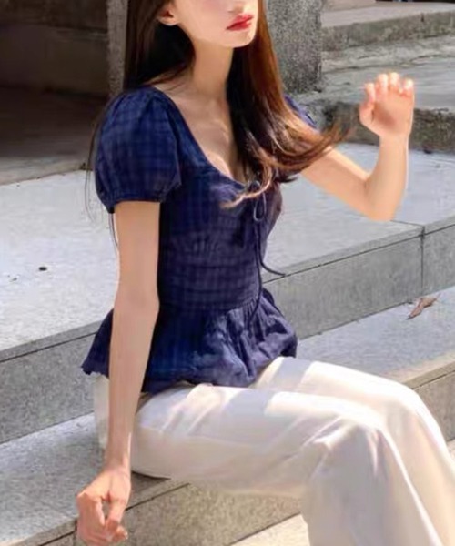 gossip!ロサンゼルス(ゴシップロサンゼルス)の「ウエスト切替え エレガントパフスリーブトップス(その他トップス・レディース・ネイビー/ホワイト・FREE)」の11枚目の写真