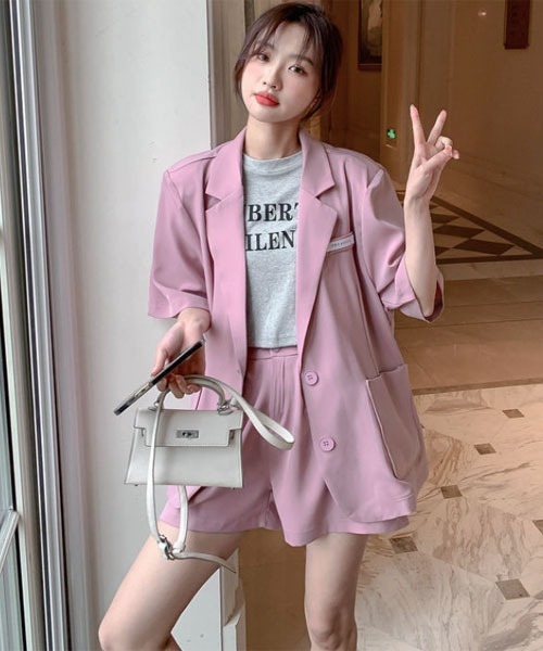 urge:(アージコロン )の「【URGE:】テーラードジャケット 半袖 ショート丈パンツ セットアップ2点セット(セットアップ・レディース・グリーン/ピンク/アイボリー/ブラック・SMALL/MEDIUM/LARGE/X-LARGE)」の4枚目の写真