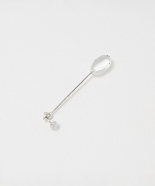 IRIS47（イリスフォーセブン）の「＜IRIS 47＞CRYSTAL ピアス（ピアス（両耳用）・レディース・シルバー・FREE）」の4枚目の写真