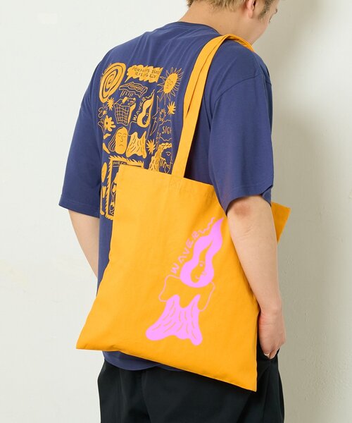 BIRTHDAY BAR（バースデイバー）の「norahi x BIRTHDAY BAR フラットトート（トートバッグ・レディース・ダークグリーン/ピンク/ブルー/オレンジ・0）」の4枚目の写真