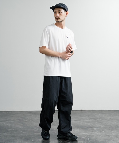FILA(フィラ)の「FILA フィラ QUICKDRY 吸汗速乾オーバーサイズワンポイントロゴ刺繍メッシュクルーネック半袖Tシャツ(Tシャツ/カットソー・メンズ・ブラック/ホワイト/ライトグレー/ネイビー・LL/M/L)」の7枚目の写真