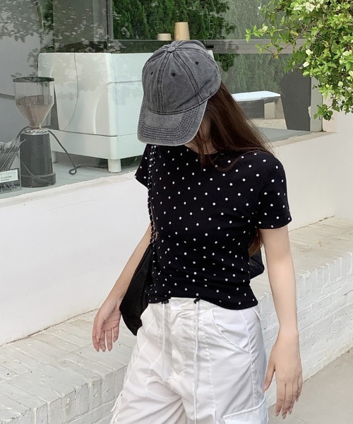 WEGO(ウィゴー)の「WEGO/【水玉】ドット柄タイトクロップドトップス/半袖Tシャツ(Tシャツ/カットソー・レディース・ホワイト/グレー/ブラック・MEDIUM/LARGE)」の17枚目の写真