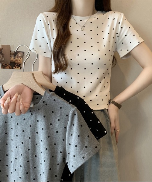 WEGO（ウィゴー）の「WEGO/【水玉】ドット柄タイトクロップドトップス