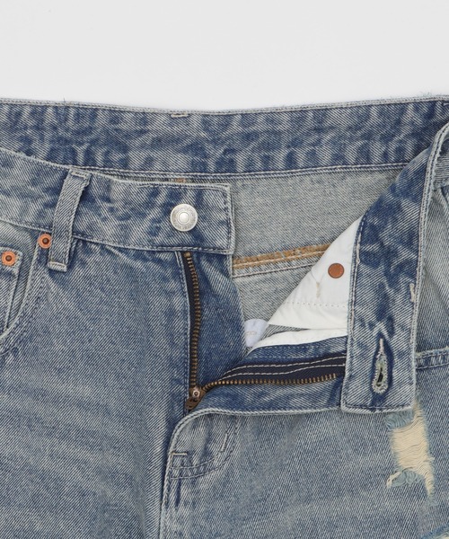 Figments(フィグメンツ)の「ダメージデニムハーフパンツ(デニムパンツ・レディース・ブルー・SMALL/MEDIUM/LARGE)」の5枚目の写真