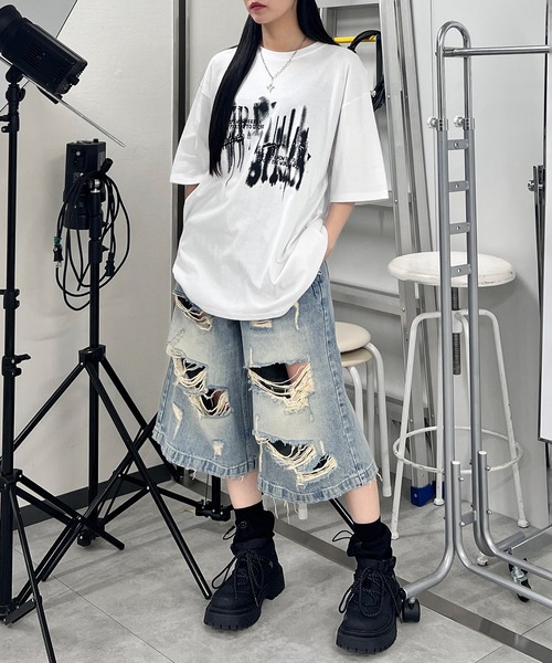 Figments(フィグメンツ)の「ダメージデニムハーフパンツ(デニムパンツ・レディース・ブルー・SMALL/MEDIUM/LARGE)」の15枚目の写真