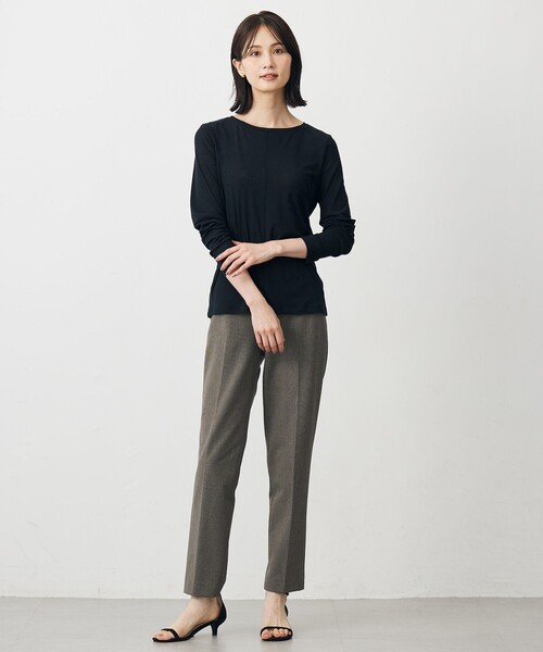 J.PRESS Ladies(J.プレス レディス)の「【WEB限定】シアーストレッチフライス クルーネック シアー カットソー(Tシャツ/カットソー・レディース・ダークブラウン系/ブラック系/アイボリー系/ブラック系1/サックスブルー系・SMALL)」の21枚目の写真
