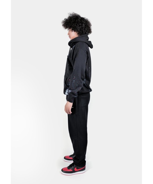 APPLEBUM(アップルバム)の「Paint Sweat Parka(パーカー・メンズ・ブラック・X-LARGE/MEDIUM/LARGE/XX-LARGE)」の3枚目の写真