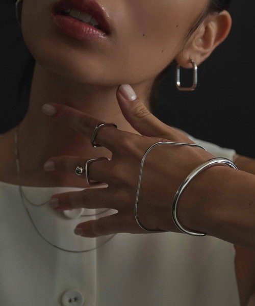 CENE（セネ）の「【CENE】セネ/クオードバングル（バングル/リストバンド・レディース・ゴールド/シルバー・FREE）」の8枚目の写真