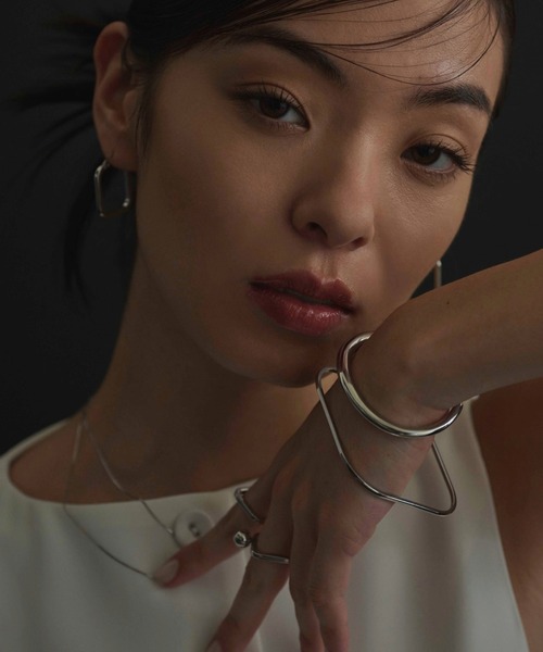 CENE（セネ）の「【CENE】セネ/クオードバングル（バングル/リストバンド・レディース・ゴールド/シルバー・FREE）」の9枚目の写真