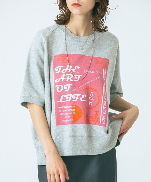 ROSE BUD(ローズバッド)の「(GENE HEAVENS)HALF SLEEVE GRAPHIC SWEAT(スウェット・レディース・チャコールグレー/グレー・ONE SIZE)」の7枚目の写真