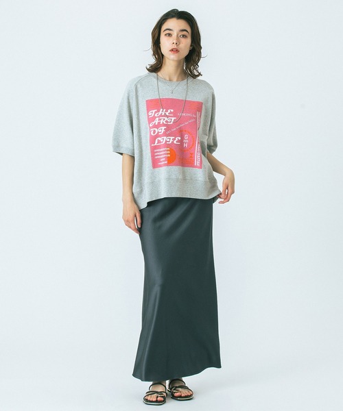ROSE BUD(ローズバッド)の「(GENE HEAVENS)HALF SLEEVE GRAPHIC SWEAT(スウェット・レディース・チャコールグレー/グレー・ONE SIZE)」の5枚目の写真