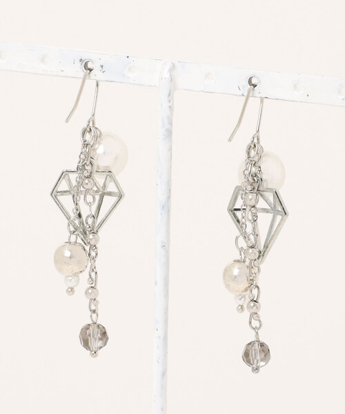 VIBGYOR（ヴィブジョー）の「【MUURABBTI】パールとダイヤモンドマークピアス(MA)（ピアス（両耳用）・レディース・シルバー・FREE）」の2枚目の写真