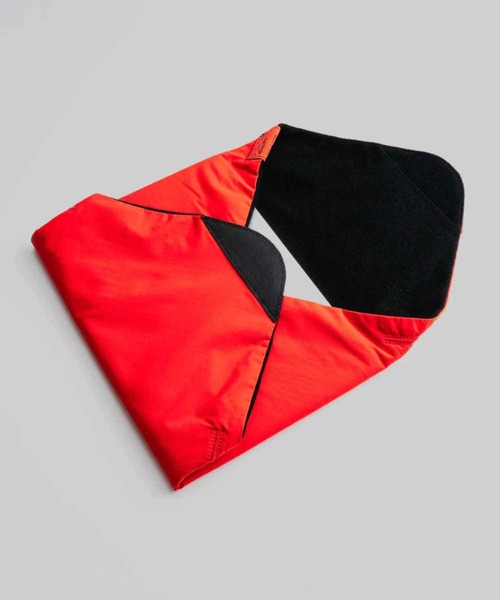 Topologie(トポロジー)の「Tech Wrap Large(ハンドバッグ・レディース・ブラック/レッド・ONE SIZE)」の5枚目の写真