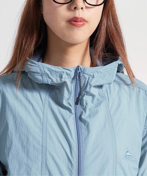 KELTY（ケルティ）の「KELTY/ケルティ パッカブルコンパクトパーカー 秋服 2026年秋冬 冬服（ナイロンジャケット・メンズ・ブラック/グレイッシュベージュ/カーキ/ブルー・L/M/XL）」の16枚目の写真