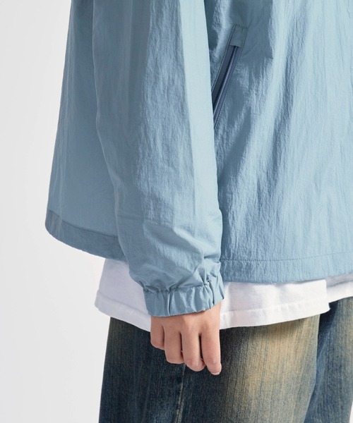 KELTY（ケルティ）の「KELTY/ケルティ パッカブルコンパクトパーカー 秋服 2026年秋冬 冬服（ナイロンジャケット・メンズ・ブラック/グレイッシュベージュ/カーキ/ブルー・L/M/XL）」の18枚目の写真