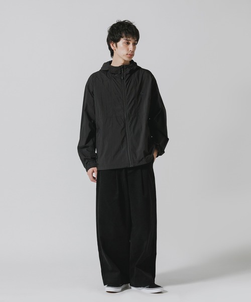 KELTY（ケルティ）の「KELTY/ケルティ パッカブルコンパクトパーカー 秋服 2026年秋冬 冬服（ナイロンジャケット・メンズ・ブラック/グレイッシュベージュ/カーキ/ブルー・L/M/XL）」の13枚目の写真