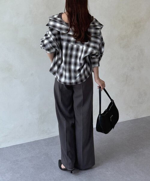 Thevon（ゼボン）の「ベルト付きサロペット（つなぎ/オールインワン・レディース・チャコールグレー/グレイッシュベージュ/ブラック・S/M）」の11枚目の写真