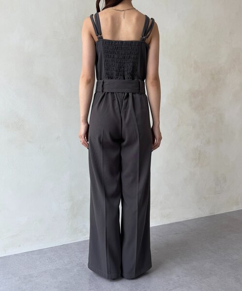 Thevon（ゼボン）の「ベルト付きサロペット（つなぎ/オールインワン・レディース・チャコールグレー/グレイッシュベージュ/ブラック・S/M）」の15枚目の写真