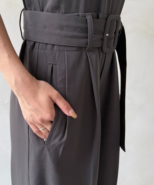 Thevon（ゼボン）の「ベルト付きサロペット（つなぎ/オールインワン・レディース・チャコールグレー/グレイッシュベージュ/ブラック・S/M）」の18枚目の写真