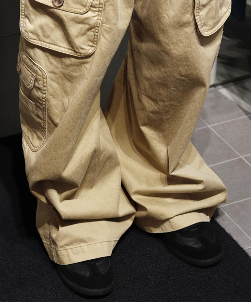 nvrfrgt Paneled Track Pantsネヴァーフォーゲット NVRFRGT - 【残りわずか】Paneled Track Pants | ACRMTSM ONLINE