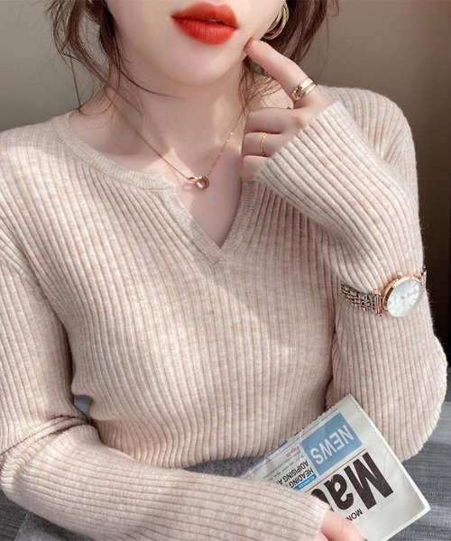 Beststore(ベストストア)の「vネック ニットトップス セーター カットソー(ニット/セーター・レディース・ホワイト/ベージュ/アイボリー/ブラック/ブラウン系その他/グレー・FREE)」の6枚目の写真