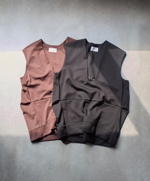 CHIGNON（シニヨン）の「(CHIGNON)ARDBOARD VNECK VEST（ベスト・レディース・ブラウン/ブラック・ONE SIZE）」の16枚目の写真