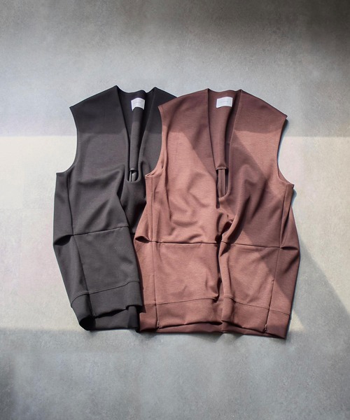 CHIGNON（シニヨン）の「(CHIGNON)ARDBOARD VNECK VEST（ベスト・レディース・ブラウン/ブラック・ONE SIZE）」の15枚目の写真