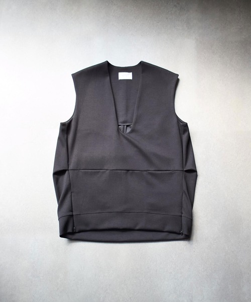 CHIGNON（シニヨン）の「(CHIGNON)ARDBOARD VNECK VEST（ベスト・レディース・ブラウン/ブラック・ONE SIZE）」の14枚目の写真