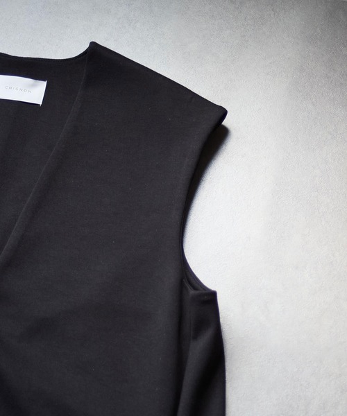CHIGNON（シニヨン）の「(CHIGNON)ARDBOARD VNECK VEST（ベスト・レディース・ブラウン/ブラック・ONE SIZE）」の17枚目の写真
