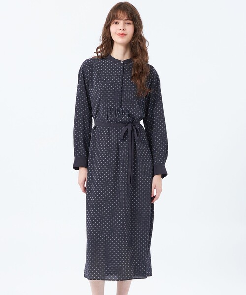 MACKINTOSH PHILOSOPHY(マッキントッシュ フィロソフィー)の「ファインパターンドットワンピース(ワンピース・レディース・ダークネイビー・36/38)」の1枚目の写真