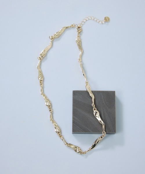 VIS(ビス)の「ニュアンスメタルパーツネックレス(ネックレス・レディース・シルバー/ゴールド・FREE)」の2枚目の写真