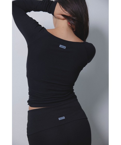 ALEXIA STAM（アリシアスタン）の「Wellness Square Neck Rib Top /スクエアネックリブトップ（Tシャツ/カットソー・レディース・ブラウン/ブラック/グレー・S/M）」の6枚目の写真