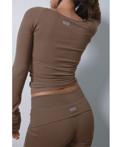 ALEXIA STAM（アリシアスタン）の「Wellness Square Neck Rib Top /スクエアネックリブトップ（Tシャツ/カットソー・レディース・ブラウン/ブラック/グレー・S/M）」の18枚目の写真