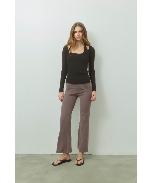 ALEXIA STAM（アリシアスタン）の「Wellness Square Neck Rib Top /スクエアネックリブトップ（Tシャツ/カットソー・レディース・ブラウン/ブラック/グレー/ライトグレー/アイボリー・S/M/L）」の14枚目の写真