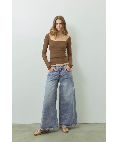 ALEXIA STAM（アリシアスタン）の「Wellness Square Neck Rib Top /スクエアネックリブトップ（Tシャツ/カットソー・レディース・ブラウン/ブラック/グレー/ライトグレー/アイボリー・S/M/L）」の20枚目の写真