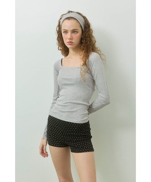 ALEXIA STAM（アリシアスタン）の「Wellness Square Neck Rib Top /スクエアネックリブトップ（Tシャツ/カットソー・レディース・ブラウン/ブラック/グレー/ライトグレー/アイボリー・S/M/L）」の18枚目の写真