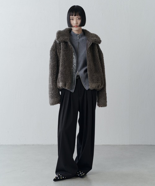 Lui's（ルイス）の「ドローコード付きフェイクファーボアブルゾン（ブルゾン・レディース・ベージュ/ホワイト/チャコールグレー・FREE）」の8枚目の写真